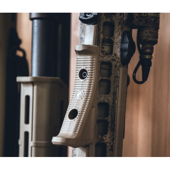 M-LOK AFG Angled Fore-Grip - Dark Earth -