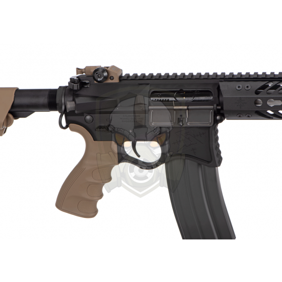 Seekins Precision AR15 SBR8  - Desert -