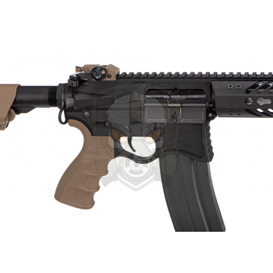 Seekins Precision AR15 SBR8 S-AEG  - Desert -